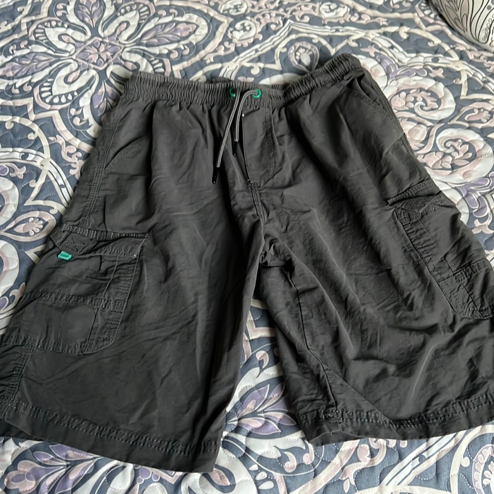 Ocean current boys xl cargo shorts